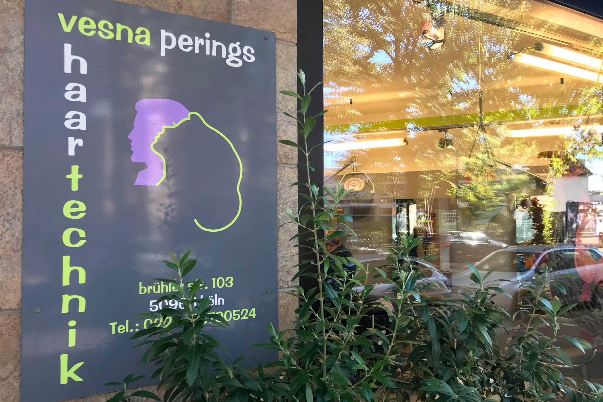 Friseur Köln - Vesna Perings Haartechnik  
