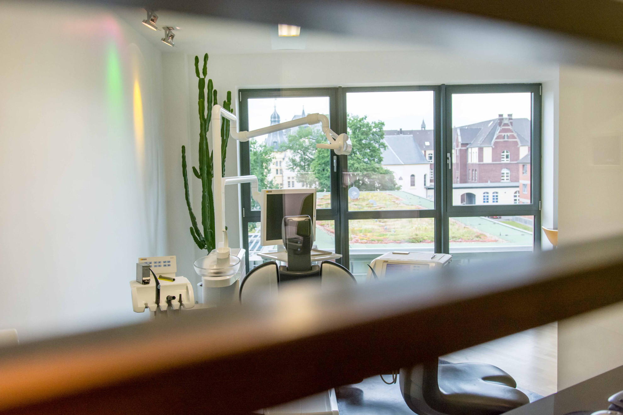 Zahnarzt Köln - Dres. Förster-Marenbach Praxis für ästhetische Zahnheilkunde  