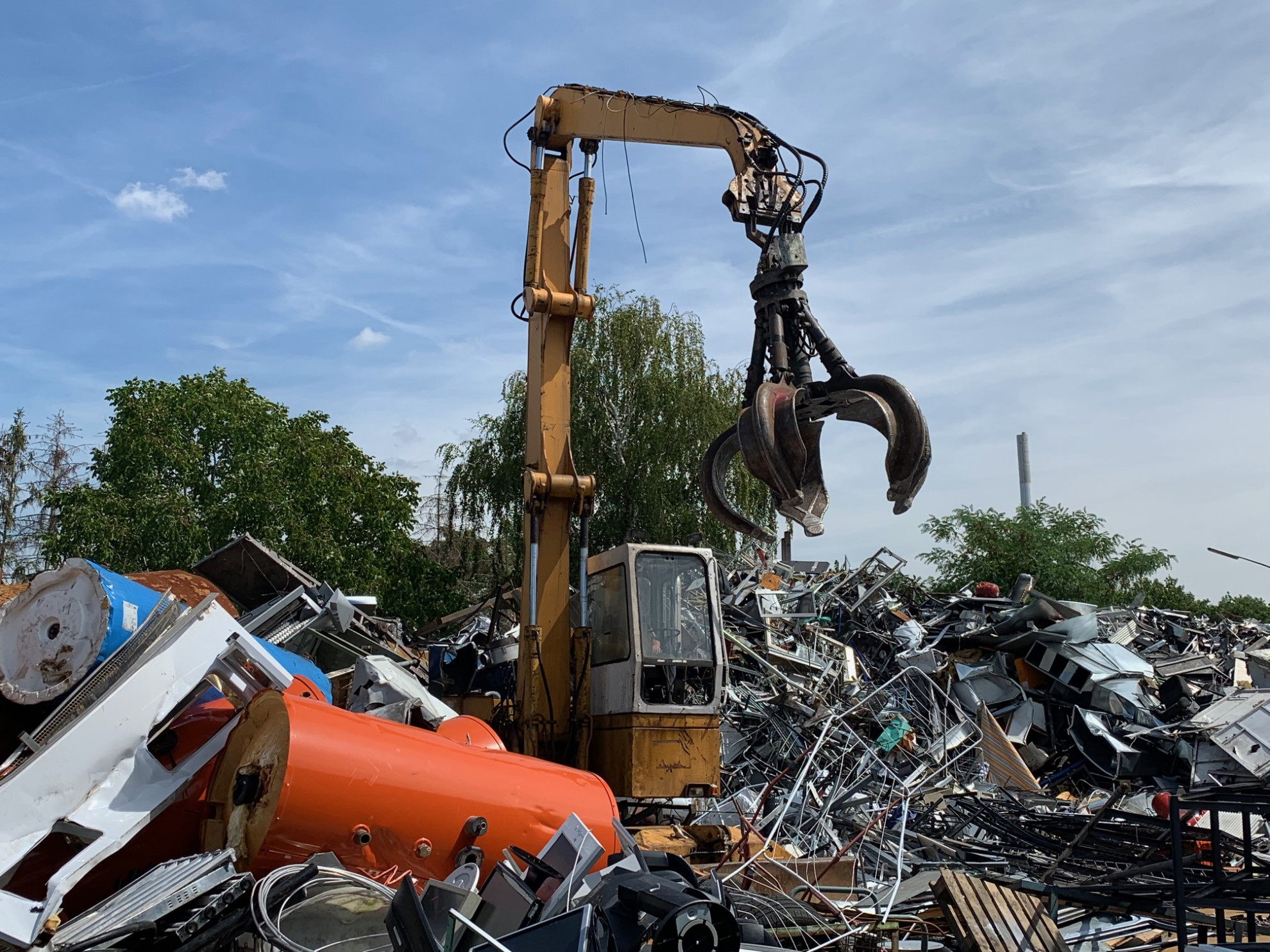 A&A Schrottplatz I Schrotthandel I Entrümpelung I Recycling Köln  